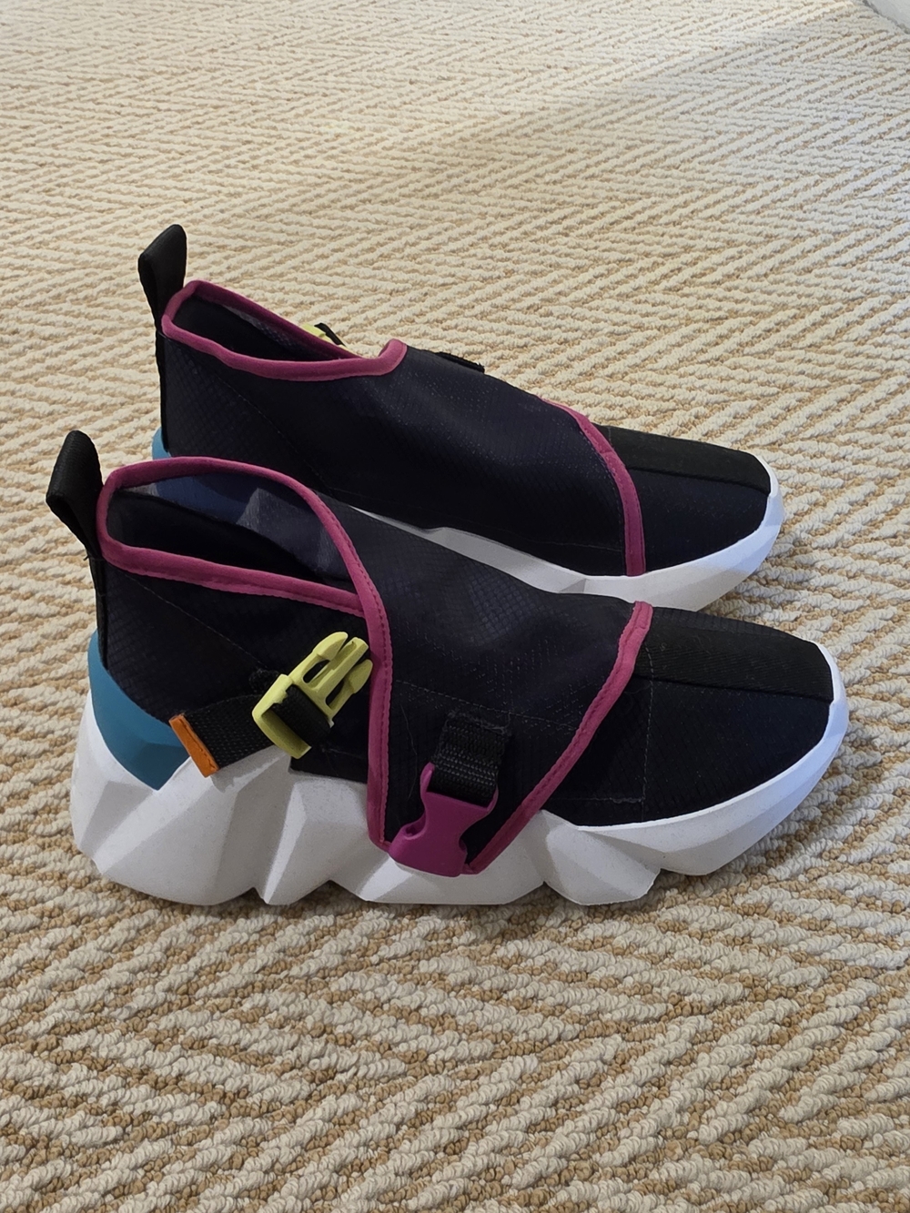 United Nude Space Kick Tek - Fiesta - Picture 2 of 5